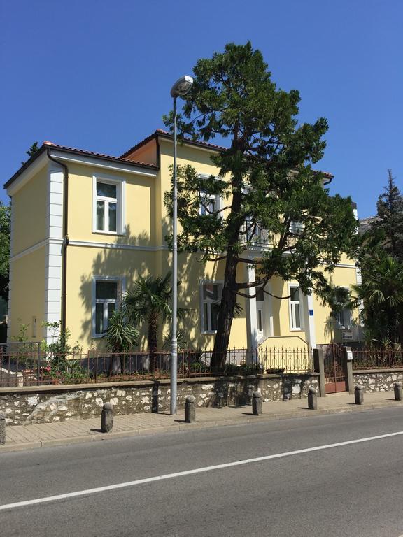 Villa Ana Crikvenica Exterior photo